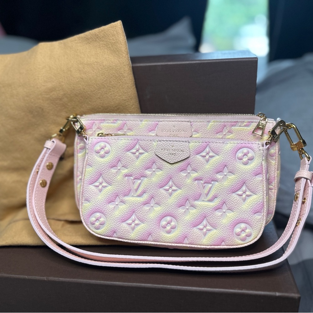 Louis Vuitton Stardust Multi Pochette Accessories , Pink